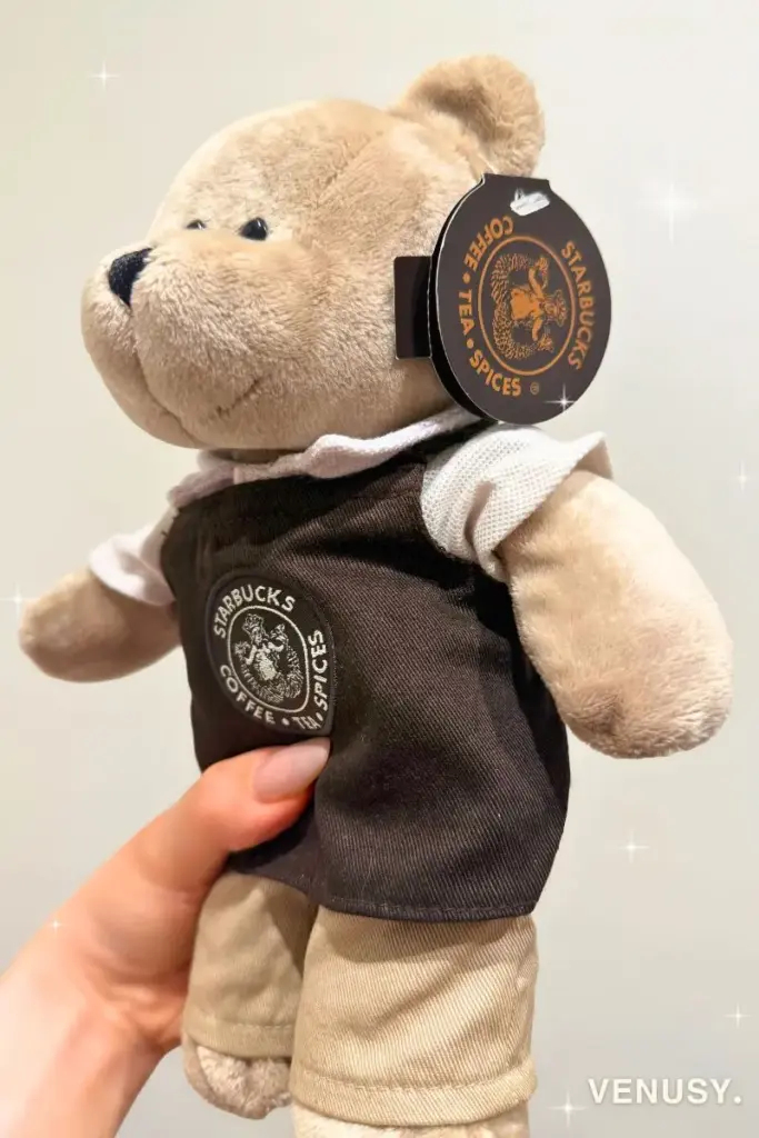 2008年にシアトルのスタバ本店で購入したスターバックスベアのぬいぐるみ